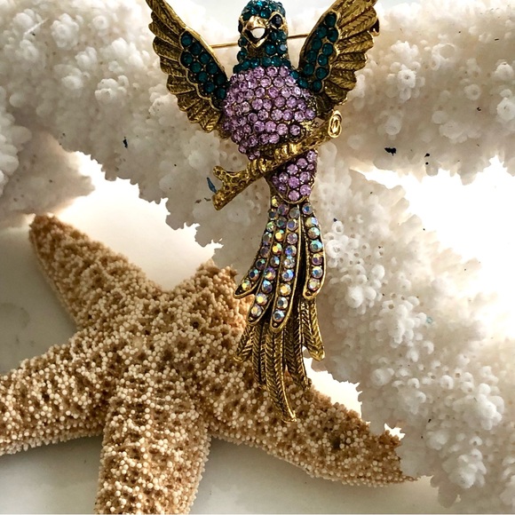 NEW! Rhinestone Tropical Bird  Brooch/Pin - Picture 2 of 6